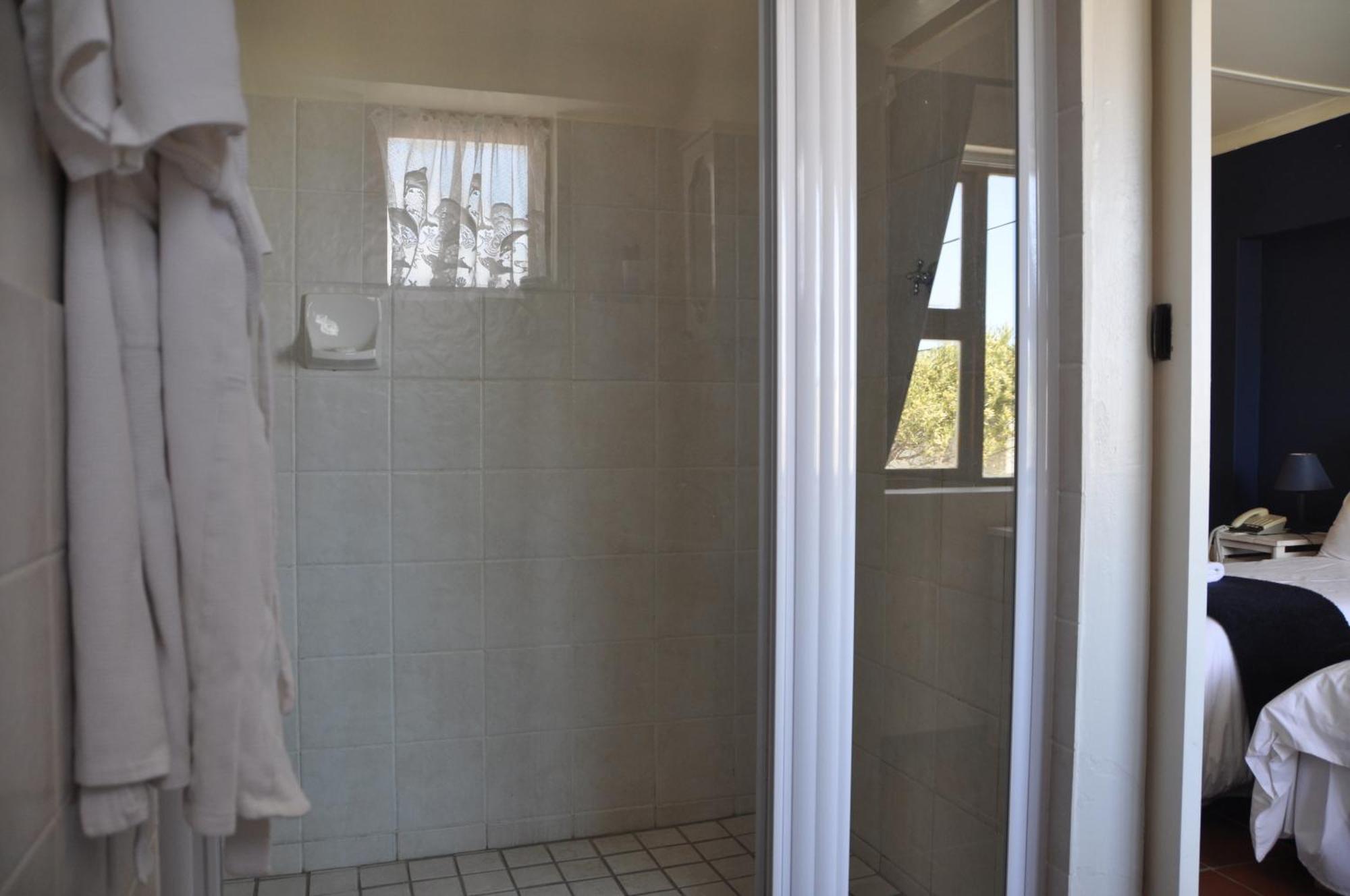 Saxon Lodge Gansbaai Ngoại thất bức ảnh