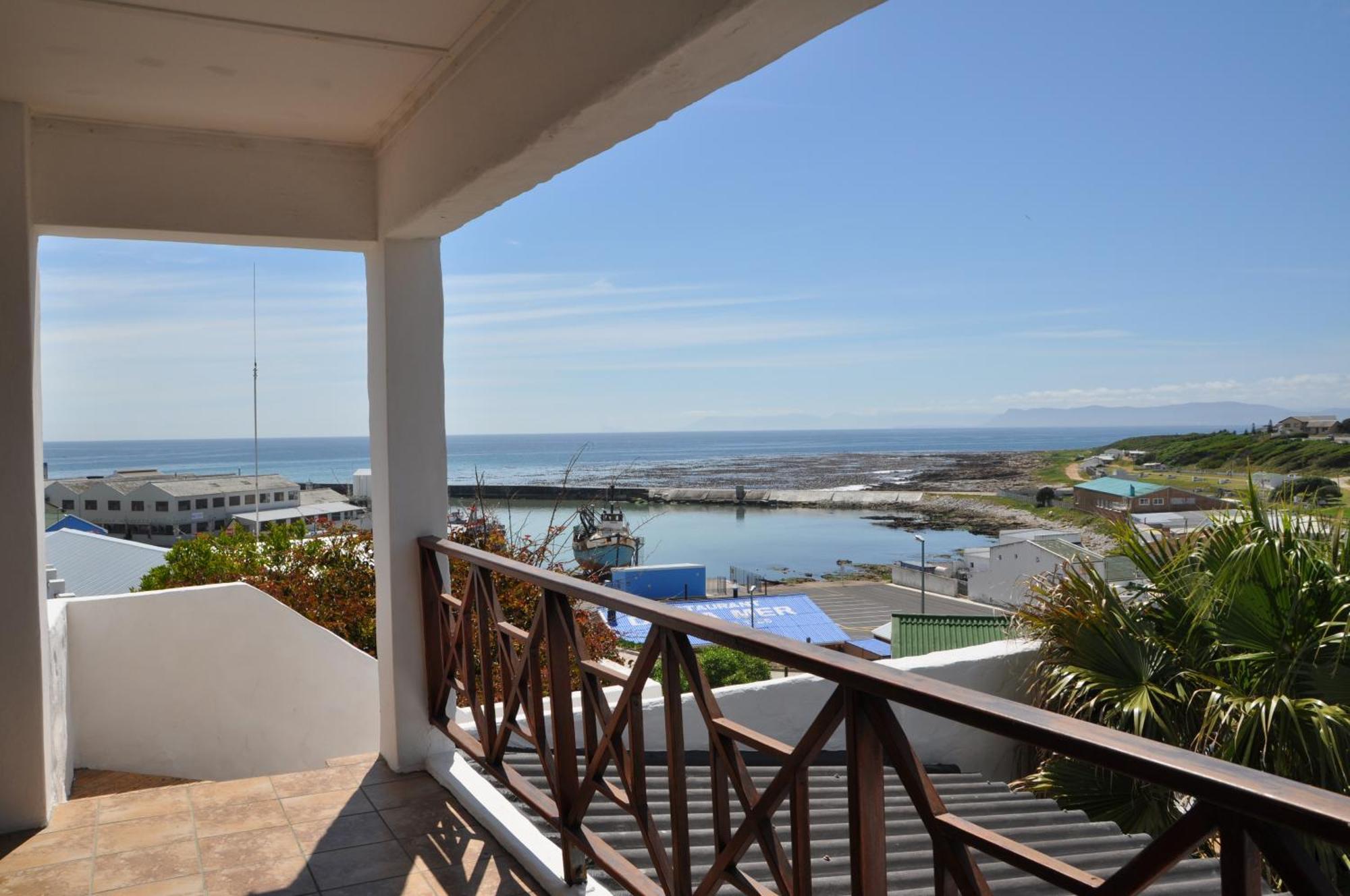 Saxon Lodge Gansbaai Ngoại thất bức ảnh