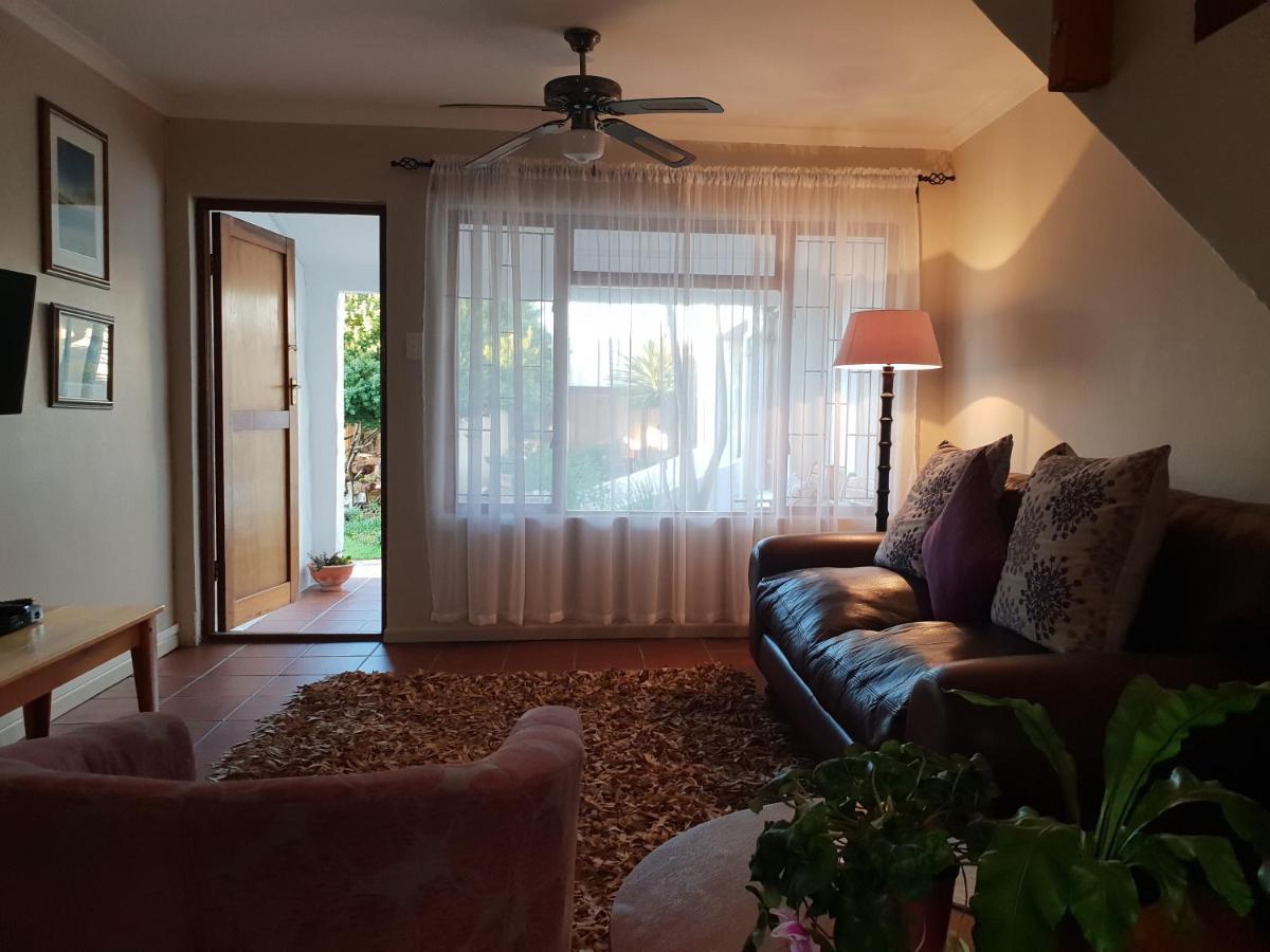 Saxon Lodge Gansbaai Ngoại thất bức ảnh